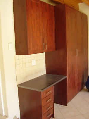 Study Nook in Mahogany